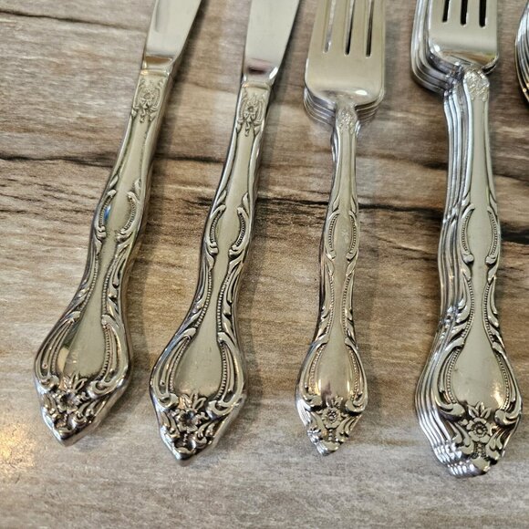 36 Pc Lot Of Vintage Royal Baroque‎ Stainless Imperial USA Flatware Spoons Forks - Picture 2 of 13